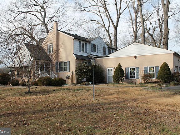 2nd image of 5300 N Williams Creek Dr