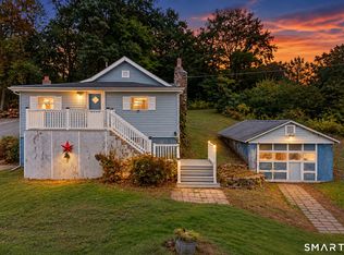 196 Lake Drive East, Montville, CT 06370