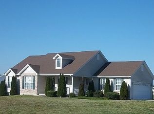 225 Victory Ct, Moscow Mills, MO 63362