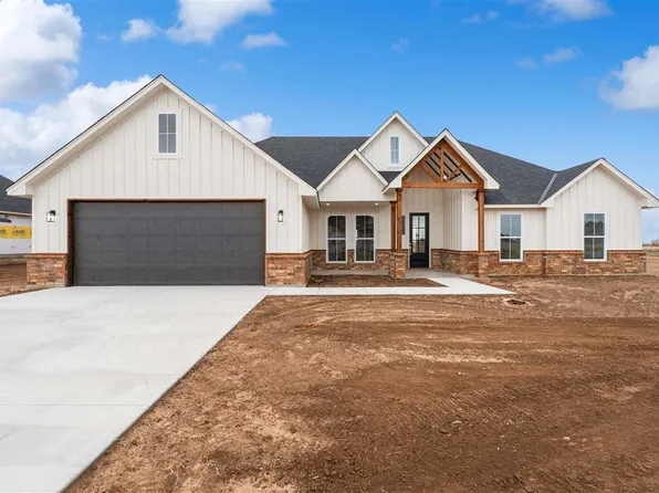 11301 Tadpole Dr, Elgin, OK 73538
