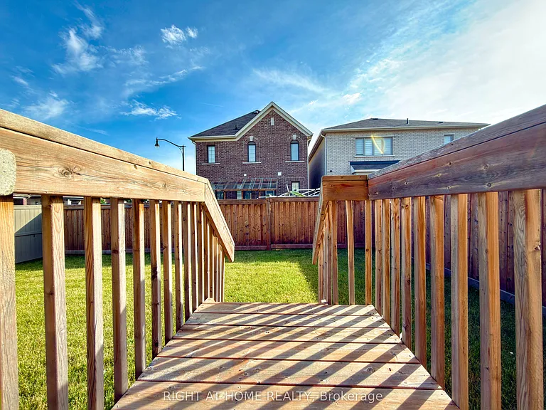 30 Boothill Dr — Photo 25