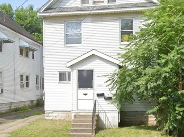 2206 Ash St, Erie, PA 16503