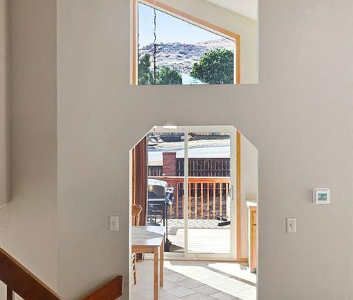 5th image of 4980 Granby Cir
