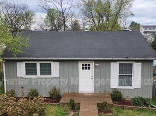 825 Highland Ave, Waynesboro, VA 22980