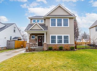 2045 Cambridge Rd, Berkley, MI 48072