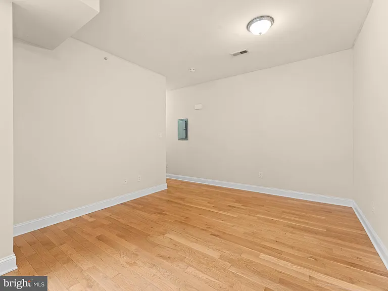 1813 N 18th St #3 — Photo 5