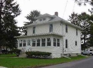 4N788 Old Lafox Rd, St Charles, IL 60175