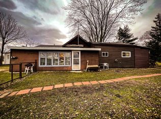 411 E Main St, Redgranite, WI 54970