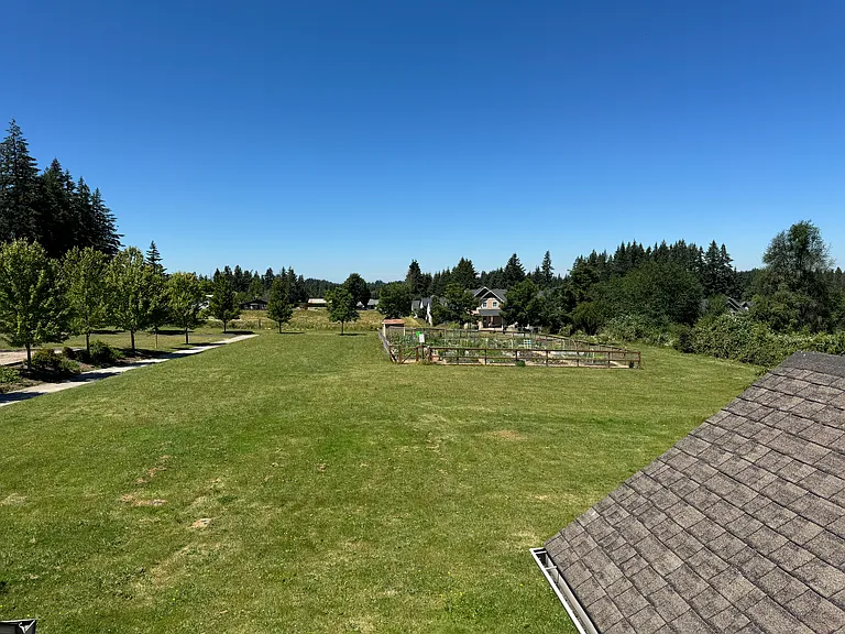 19383 Pine Ave — Photo 18
