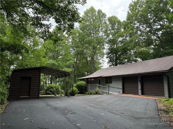 102 Ginger Hollow Road, Newland, NC 28657