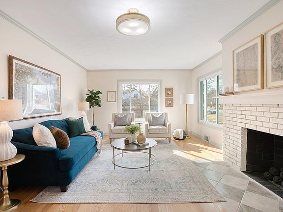 4th image of 548 W Angela Blvd