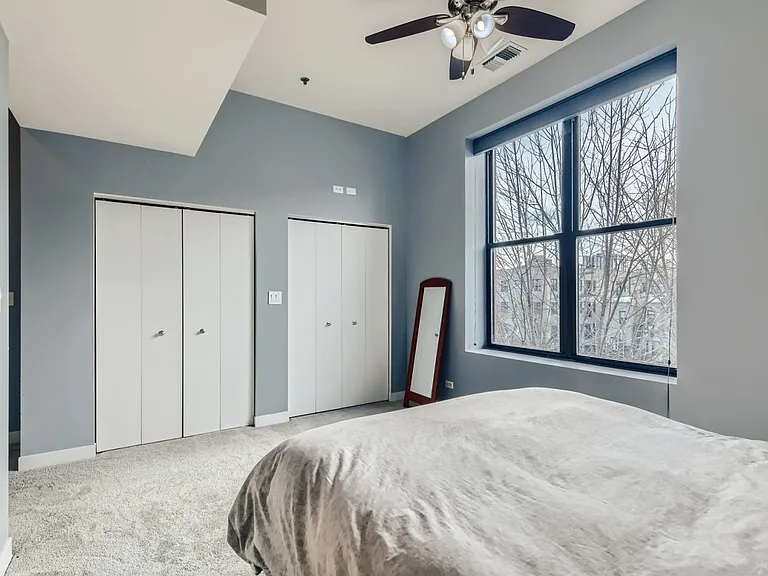 1 S Leavitt St #307 — Photo 11