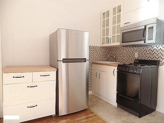 3rd image of 355 W 123rd St APT 3