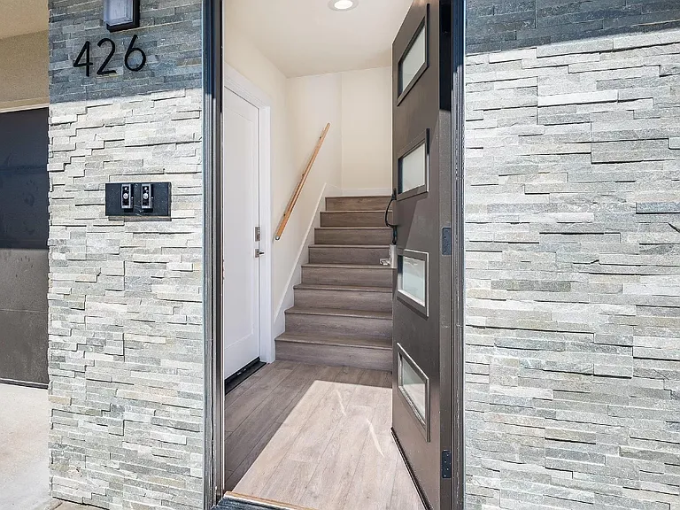 426 Sloane Ave #1 — Photo 5