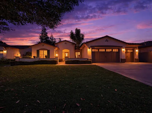 1228 Maple Leaf Ct, Manteca, CA 95336