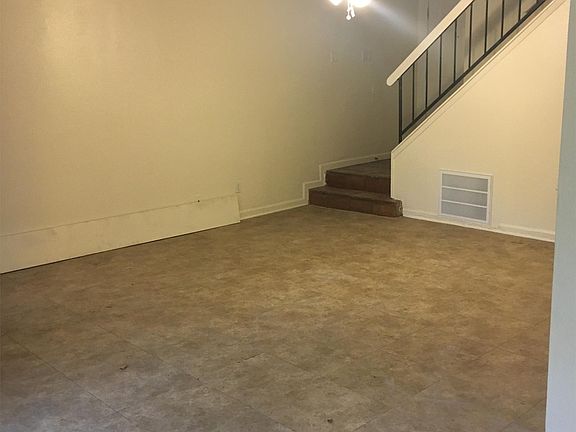 5th image of 10305 Golden Meadow Dr #A