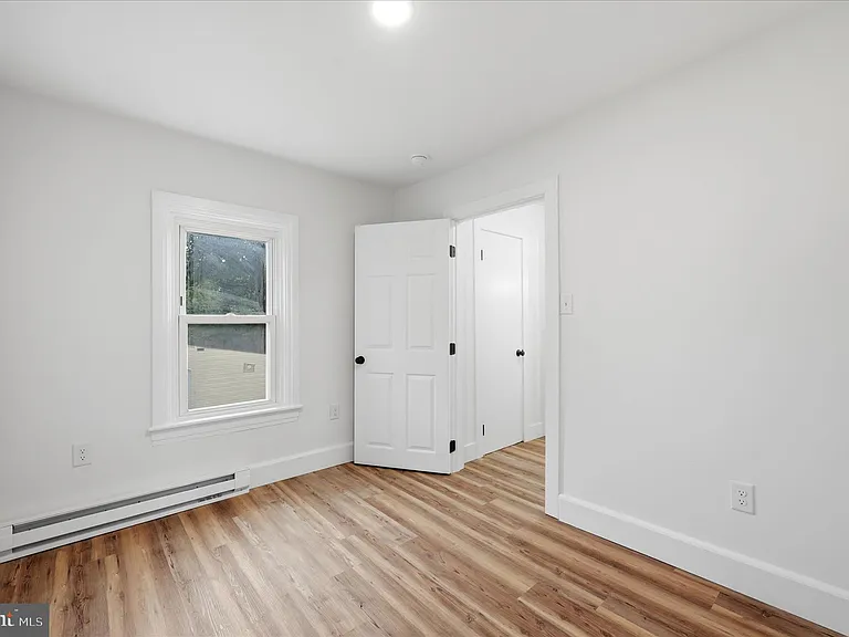 228 Cloud St #UPPER — Photo 16