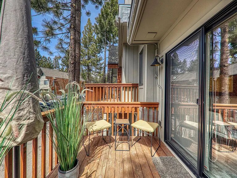 989 Tahoe Blvd — Photo 10