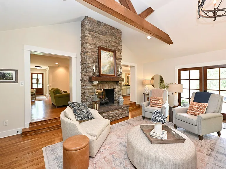 5102 Jackson Ln — Photo 11