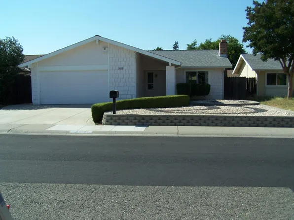 9395 Linda Rio Dr, Sacramento, CA 95827