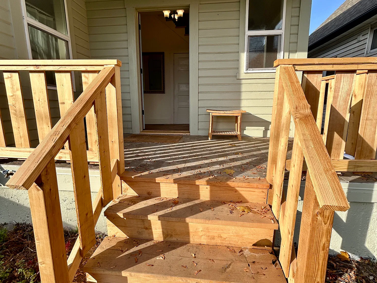 3 bed, 1172 sqft, $2,400 — Photo 2