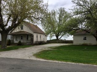 313 Independence St, Dewey, IL 61840