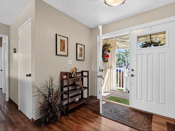 4th image of 9049 Craydon Cir