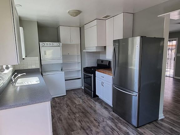 2nd image of 319 W Regent St #A