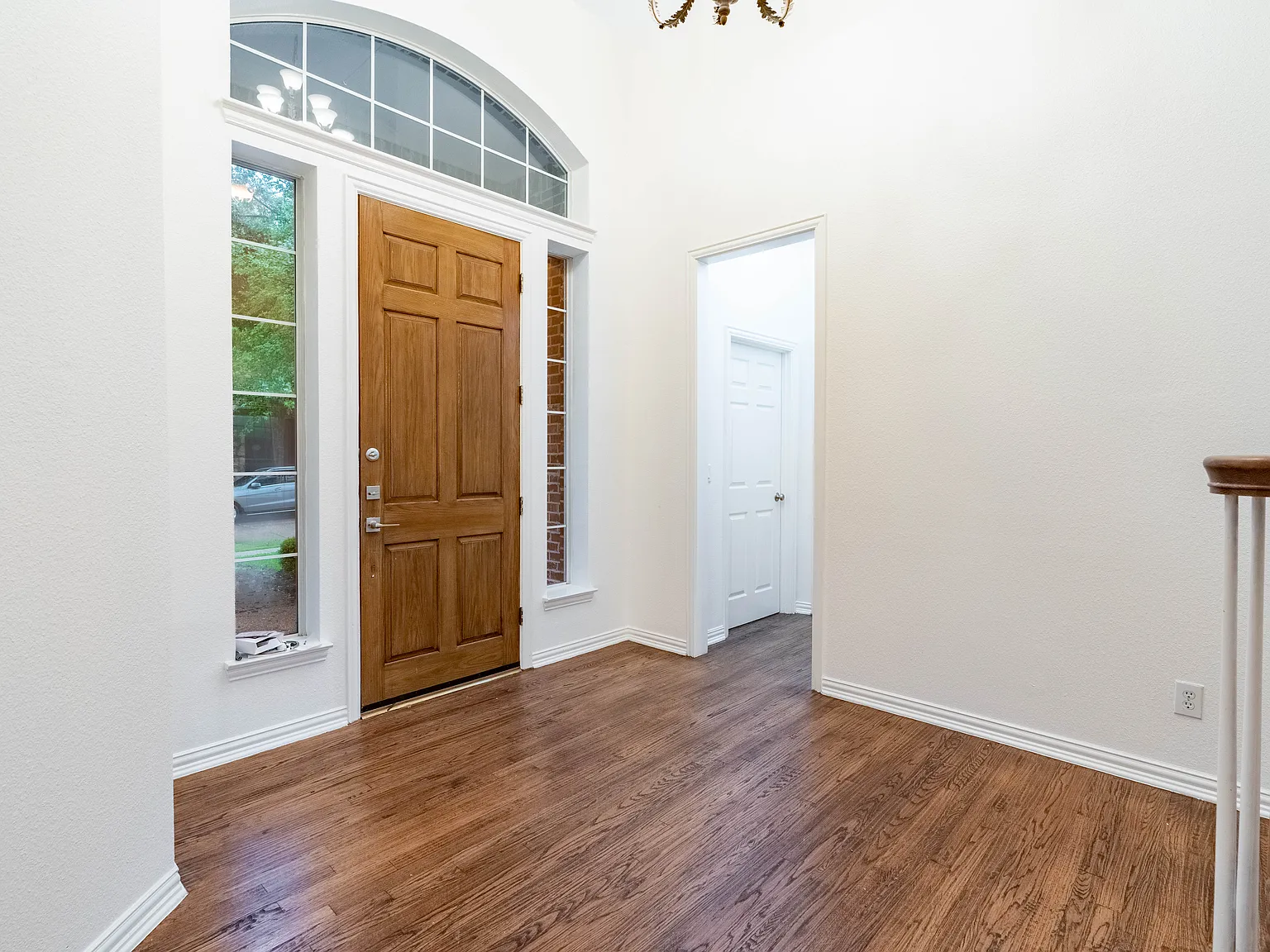 4 bed, 3301 sqft, $3,295 — Photo 4