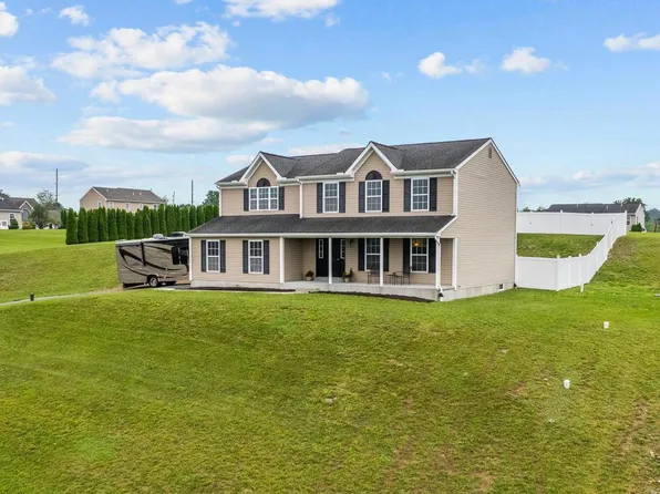291 Oval Dr, Hamburg, PA 19526
