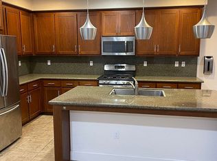 207 Currlin Cir, Milpitas, CA 95035