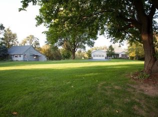 501 Six Mile Rd NE, Comstock Park, MI 49321