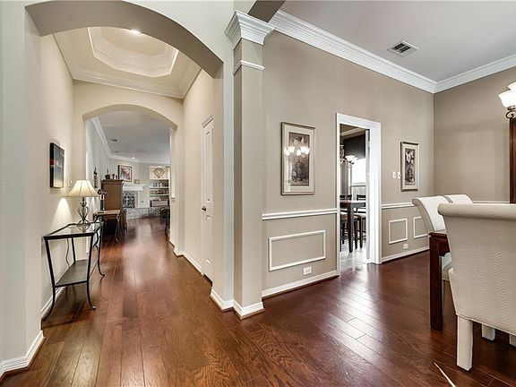4th image of 7925 Briar Brook Ct