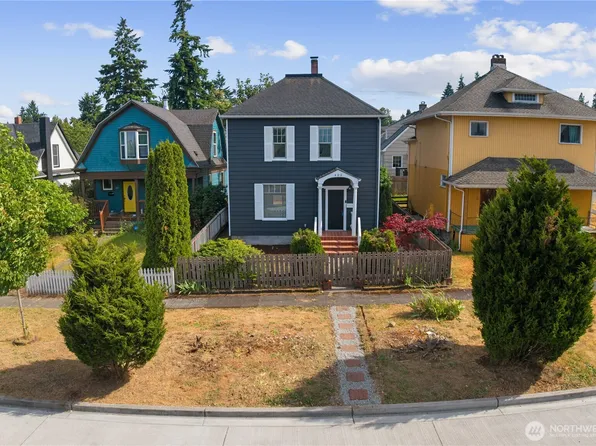 422 S Wright Avenue, Tacoma, WA 98418