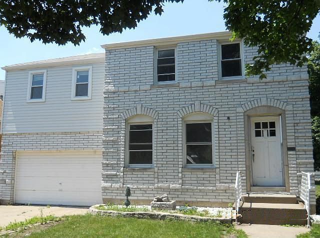 1st image of 3400 S 56th Ct