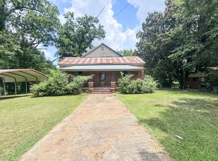 608 S Meridian St, Aberdeen, MS 39730