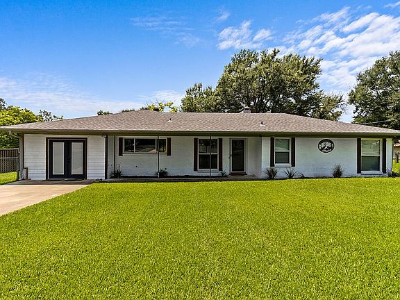 2nd image of 2140 Royal Dr W