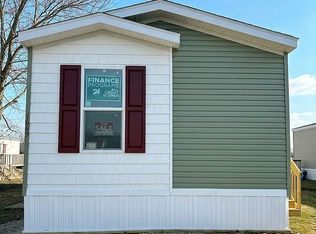 1669 Meadow Ln #22, Reese, MI 48757