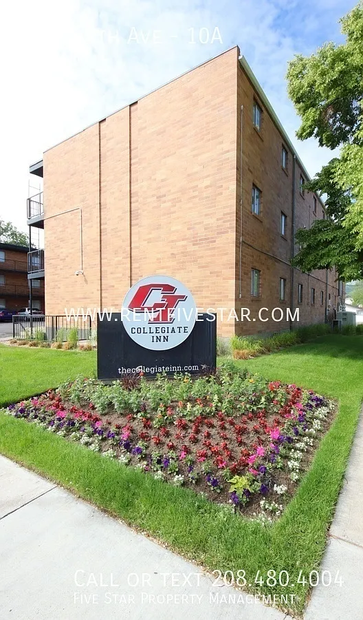 Male Student Housing Room Avaliable! — Photo 1