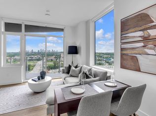 4433 Alaska St #1605, Burnaby, BC V5C 4C8