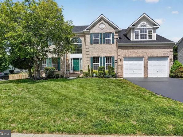 910 Rhonda Pl SE, Leesburg, VA 20175