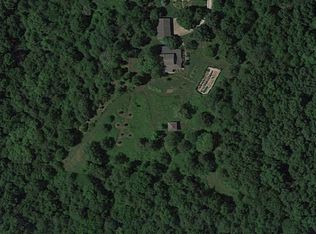 2308 Seven Hills Rd, Fairfield, IA 52556