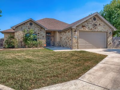 49 Garza Ct, Uvalde, TX, 78801