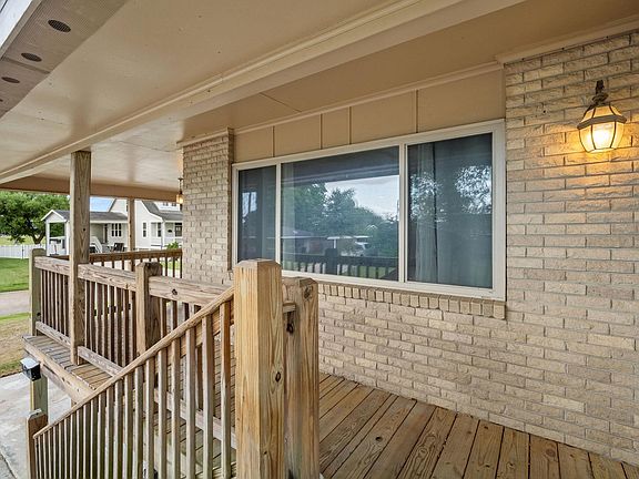 2nd image of 4315 Pleasant Dr