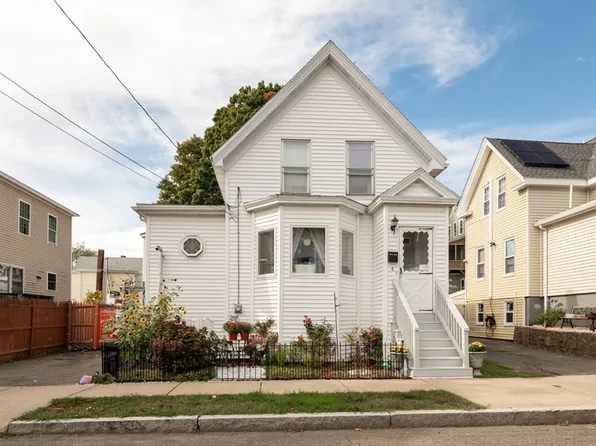 6 Washburn St, Lynn, MA 01902