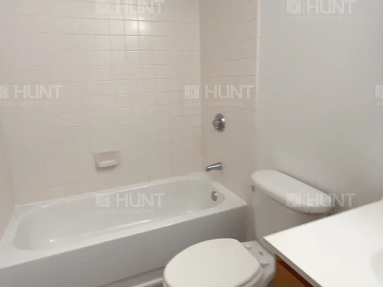 2 Colonial Pl — Photo 6