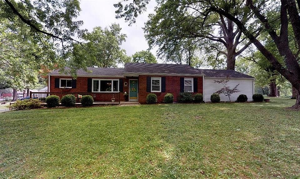 1st image of 6204 Armstrong Ave
