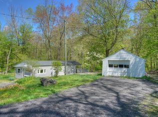 10 Milltown Rd, North Stonington, CT 06359