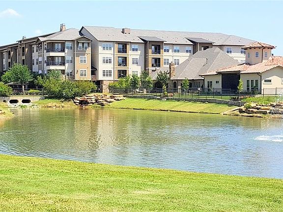 2nd image of 301 Watermere Dr APT 312