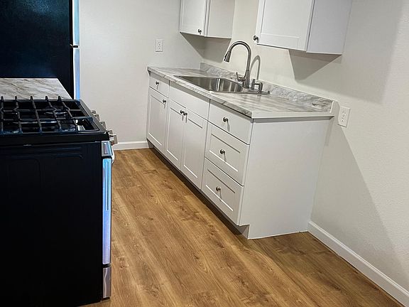 3rd image of 25 Wilson Ln